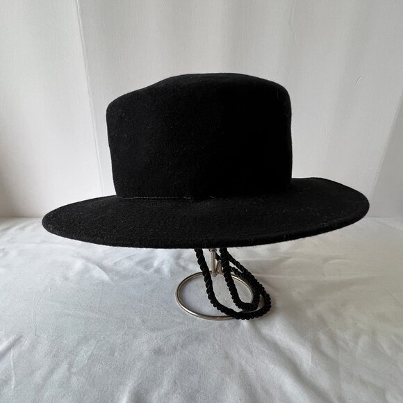 Vintage Betmar Black Hat, 100% Wool, Bolero Style, Excellent Condition! - Picture 10 of 16